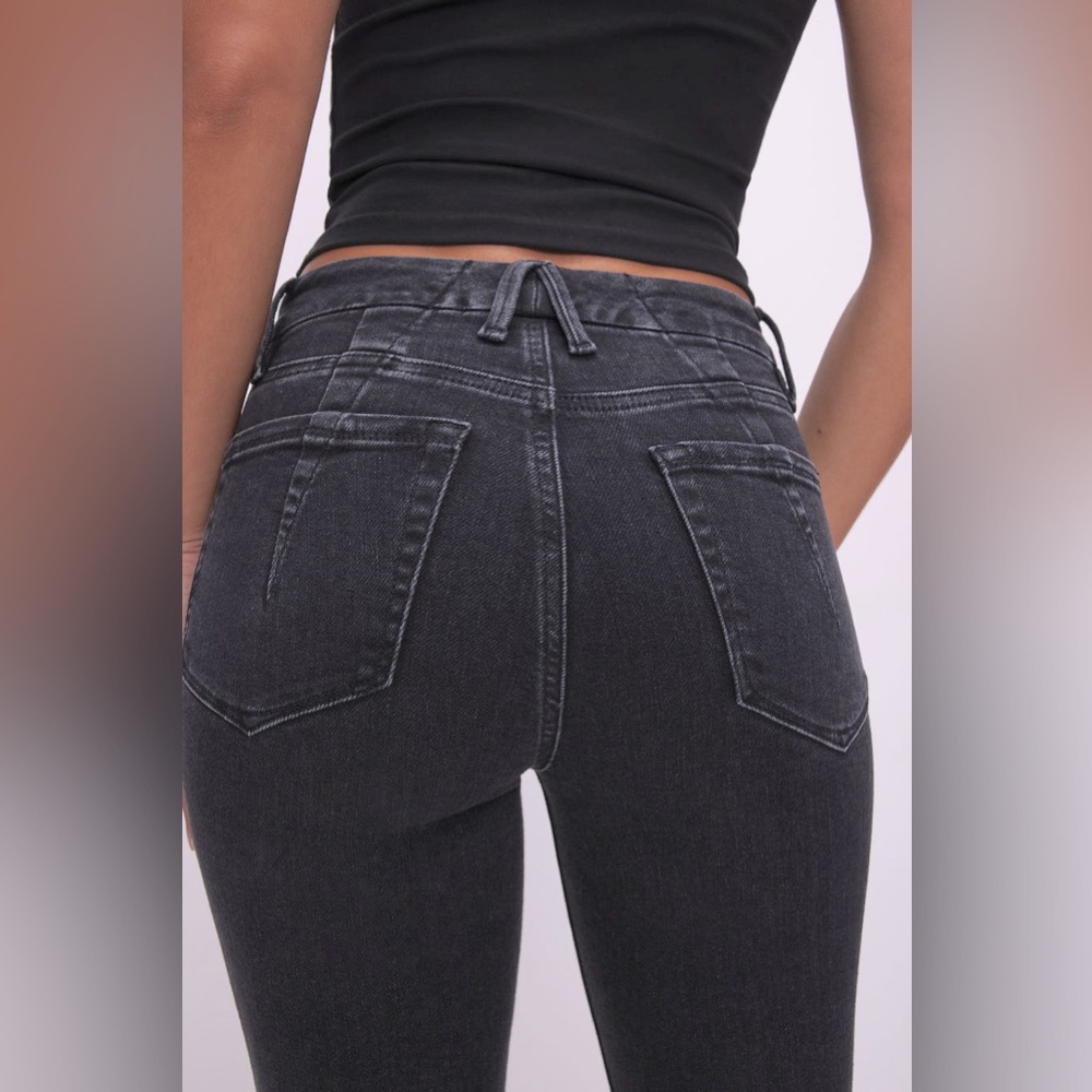 Good American “Good Legs Straight Jeans”
